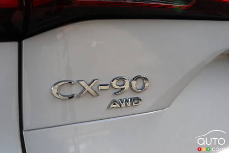 Mazda CX-90 2024, écusson CX-90